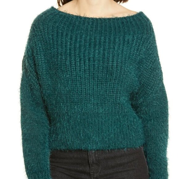 Lulus Feeling It Eyelash Knit Off The Shoulder Cropped Sweater In Dark Emerald - Picture 4 of 6